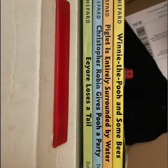 Vintage Winnie the Pooh Book set - Picture 3 of 3